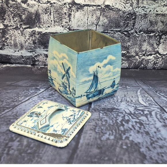 Vintage Western Germany Dutch Zaadam Holland Windmill Boats Biscuit Cookie Tin - Picture 2 of 5